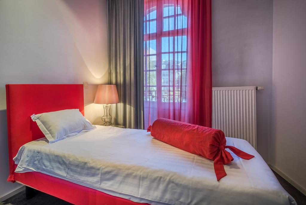 Monty Small Design Hotel Woluwe-Saint-Lambert Bagian luar foto